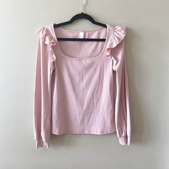 𝅺𝅺⭐️2 FOR $20⭐️ Ruffle Trim Square Neck Pink Long Sleeve Top. SM/M - Picture 6 of 12